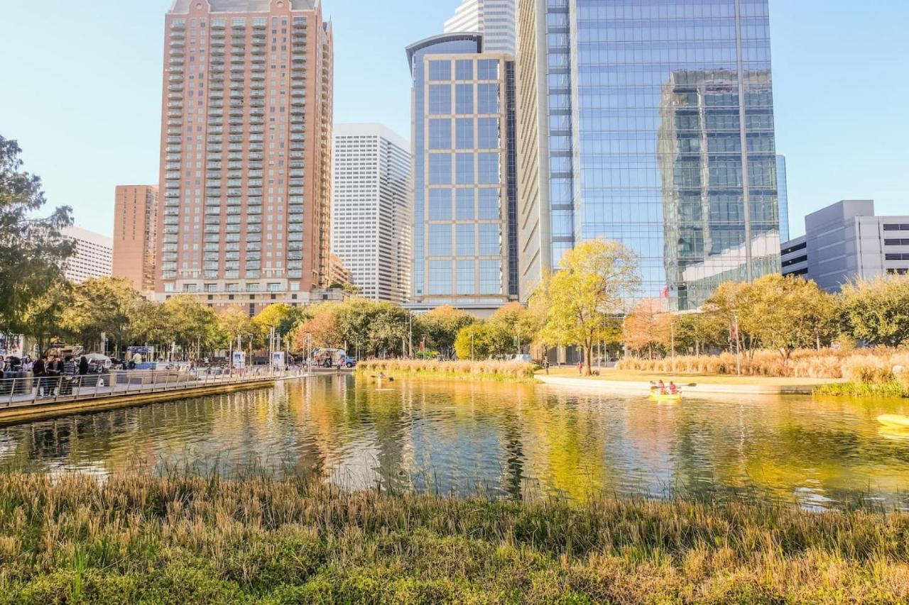 Frontdesk I The Rice Apts Downtown Houston 아파트 외부 사진
